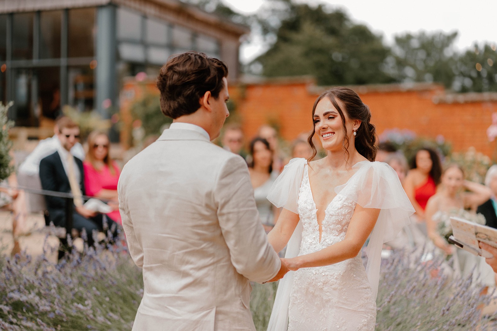 Anna & Seb’s Dreamy Summer Wedding Day